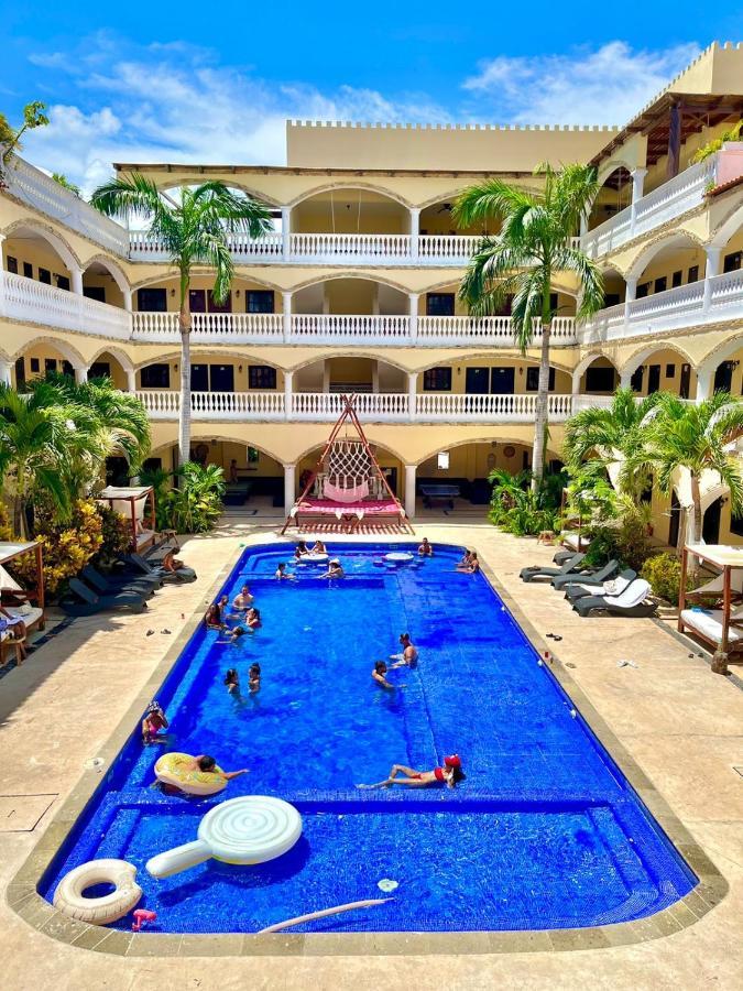 We Playa Hotel プレヤデルカーメン エクステリア 写真